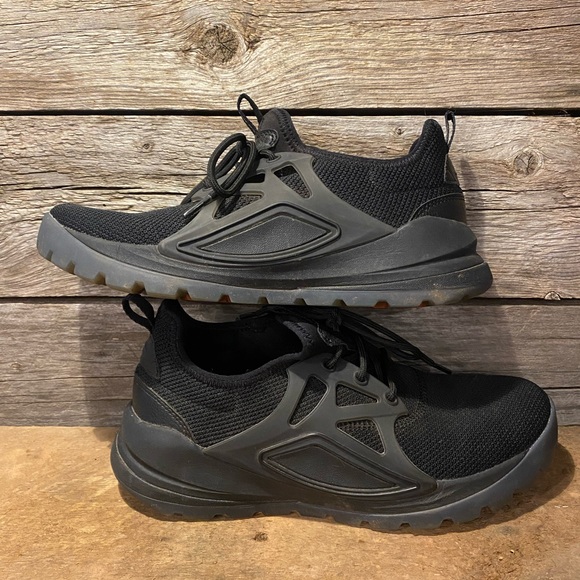 SKECHERS Relaxed Fit Slip-On Walker/Hiker - Men 7.5, Great Shape - Picture 2 of 9